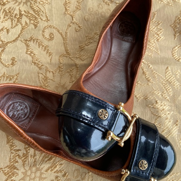 Tory Burch Noel 2Tone black patent leather & brown Ballet Flats - Picture 12 of 15